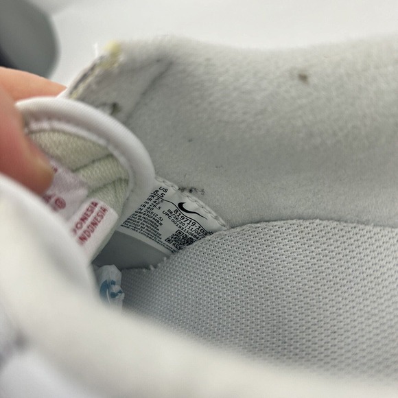 Nike Shoes Cortez '72 Leather “White Red/Forrest Gump” 2024 - Picture 8 of 8